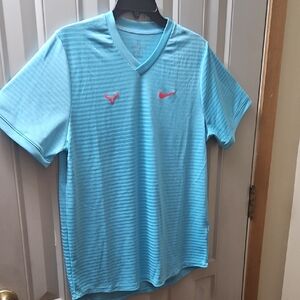 Nike Men's Blue Rafa Nadal V-Neck Large Shirt